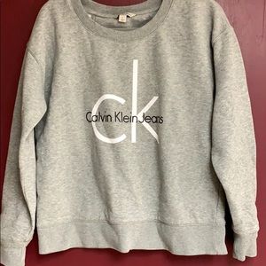 NWOT Calvin Klein Pullover